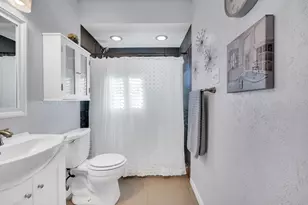 1702 Fieldstone Ct, Arlington, TX 76018 - Photo 18