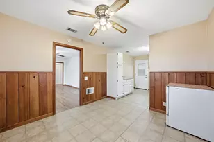 307 Playdium Dr, West, TX 76691 - Photo 8