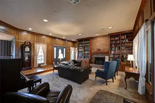 2300 Woodsong Trail, Arlington, TX 76016 - Photo 4