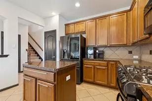 1121 Crest Meadow Dr, Haslet, TX 76052 - Photo 8