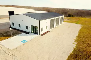 1704 Westaire Dr, Gainesville, TX 76240 - Photo 1