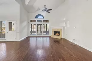 2831 Kate Ln, Grand Prairie, TX 75052 - Photo 8