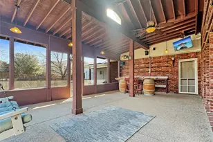 2831 Kate Ln, Grand Prairie, TX 75052 - Photo 32