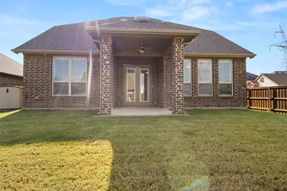 7203 Fallen Crest Lane, Arlington, TX 76001 - Photo 16