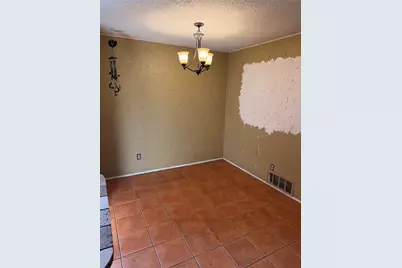 1412 Oxford Street, Arlington, TX 76013 - Photo 8