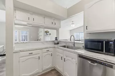 4733 Rose Of Sharon Lane, Fort Worth, TX 76137 - Photo 10