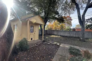 2424 Dorrington Dr, Dallas, TX 75228 - Photo 28