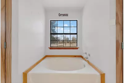 623 Rs County Road 1250, Emory, TX 75440 - Photo 16