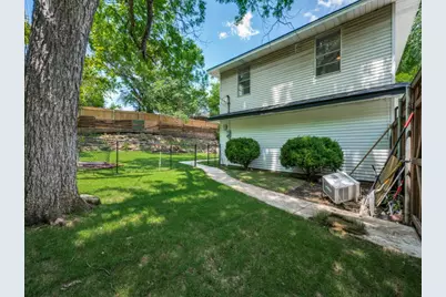 3406 Springwood Lane, Dallas, TX 75233 - Photo 36