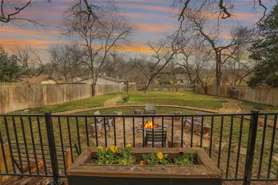 207 S College Street, McKinney, TX 75069 - Photo 10