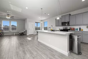 16032 Farringdon St, Fort Worth, TX 76052 - Photo 6