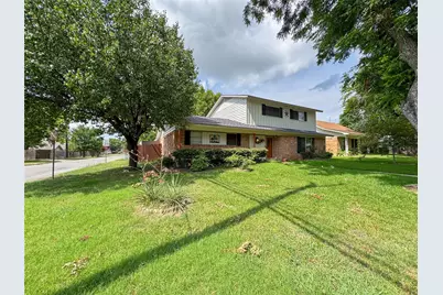 1213 Idlewood Drive, Sherman, TX 75092 - Photo 2