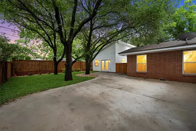 2625 Old Oaks Drive, Waco, TX 76710 - Photo 28