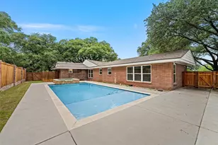 2625 Old Oaks Dr, Waco, TX 76710 - Photo 36