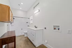 2625 Old Oaks Dr, Waco, TX 76710 - Photo 34