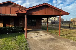 400 Amanda Ln, Waxahachie, TX 75165 - Photo 1