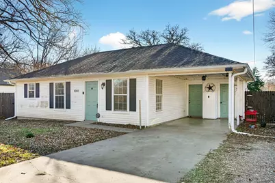 1001 S 4th Street, Bonham, TX 75418 - Photo 2
