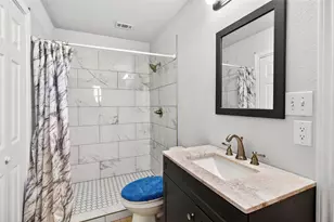 1001 S 4th St, Bonham, TX 75418 - Photo 16