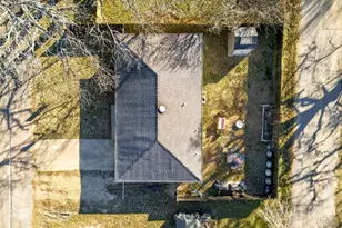 1001 S 4th St, Bonham, TX 75418 - Photo 24