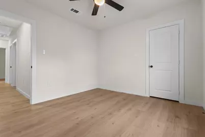 8124 Burroaks Drive, Dallas, TX 75217 - Photo 26