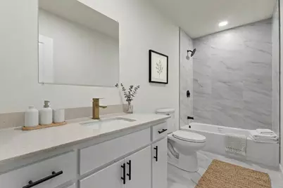 8124 Burroaks Drive, Dallas, TX 75217 - Photo 22