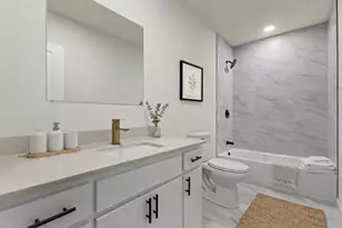 8124 Burroaks Dr, Dallas, TX 75217 - Photo 22