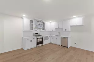 8124 Burroaks Dr, Dallas, TX 75217 - Photo 14