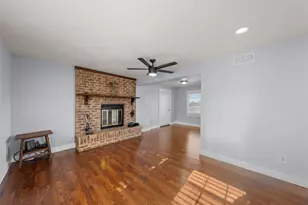 398 Bluebonnett Ln, Lorena, TX 76655 - Photo 16