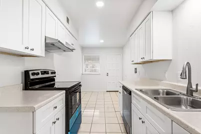 6061 Milton Street #231, Dallas, TX 75206 - Photo 10