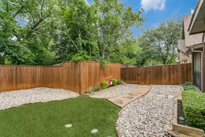 223 Wood Street #201, Grapevine, TX 76051 - Photo 30