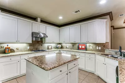 223 Wood Street #201, Grapevine, TX 76051 - Photo 14