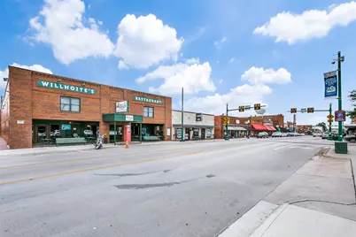 223 Wood Street #201, Grapevine, TX 76051 - Photo 32