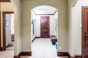 223 Wood St, Grapevine, TX 76051 - Photo 4