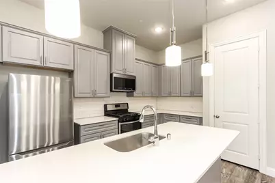 12834 Perrin Lane, Farmers Branch, TX 75234 - Photo 6