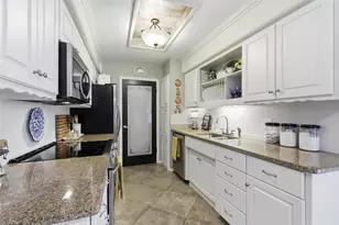 503 Shady Grove Dr, Granbury, TX 76049 - Photo 10