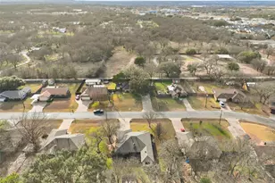 503 Shady Grove Dr, Granbury, TX 76049 - Photo 40