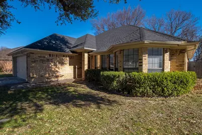 7124 Windhaven Road, North Richland Hills, TX 76182 - Photo 2