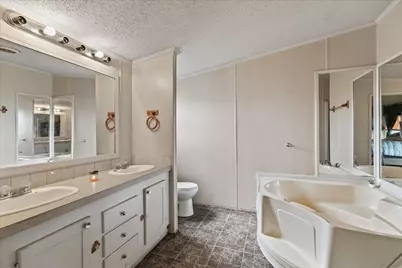 5680 County Road 1217, Cleburne, TX 76033 - Photo 14