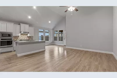 11229 Treehouse Trail, Justin, TX 76247 - Photo 12