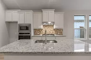 11229 Treehouse Trl, Justin, TX 76247 - Photo 8