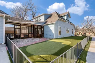 303 S Dooley St, Grapevine, TX 76051 - Photo 32