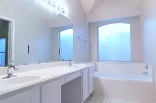 1664 Big Bend Dr, Lewisville, TX 75077 - Photo 14