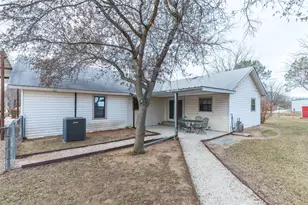 1024 S 4th St, Clyde, TX 79510 - Photo 32