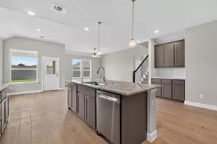 11213 Treehouse Trl, Justin, TX 76247 - Photo 4
