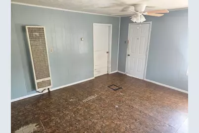 630 E B Avenue, Kingsville, TX 78363 - Photo 6