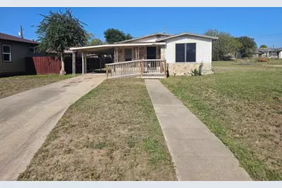 630 E B Avenue, Kingsville, TX 78363 - Photo 1