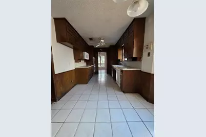 1115 Green River Trail, Cleburne, TX 76033 - Photo 8