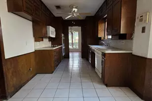 1115 Green River Trail, Cleburne, TX 76033 - Photo 8