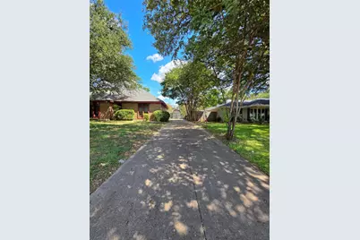 1115 Green River Trail, Cleburne, TX 76033 - Photo 2