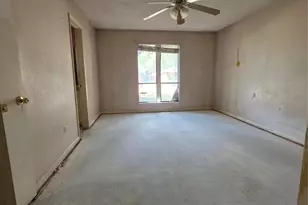 1115 Green River Trail, Cleburne, TX 76033 - Photo 16